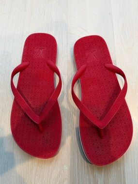 Louis Vuitton Red Rubber Flip Flop Sandals Slides - Men